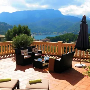 En El Con Gran Terraza Privada Y Vistas Al Mar. Piscina Comunitaria. Localizado En Un Zona Tranquila Y Muy Soleada. Wifi Gratis Disponible. Parking. Apartment